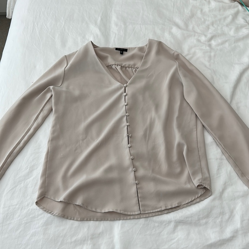 Dynamite Blouse with satin buttons